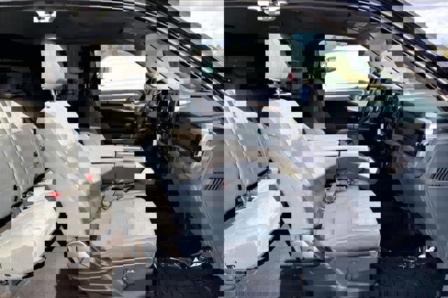 Used 2022 Ford F150 XLT w/ Trailer Tow Package image 6