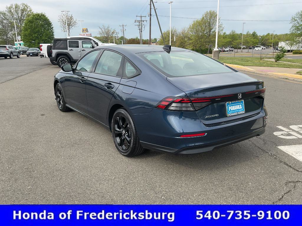 Used 2025 Honda Accord SE image 4