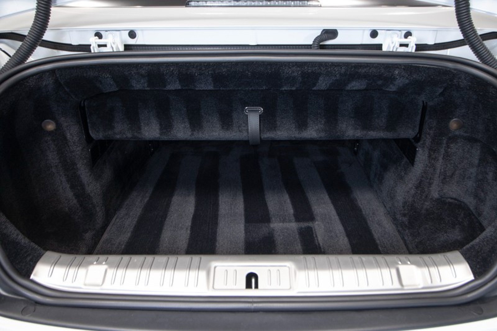 Used 2020 Rolls-Royce Dawn RWD image 58