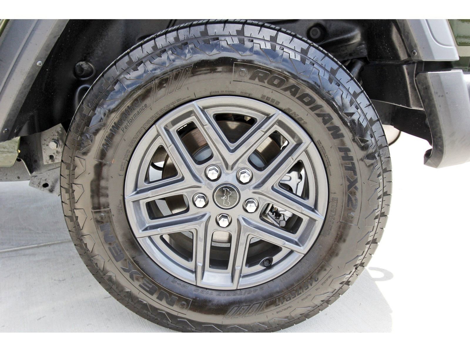 Used 2024 Jeep Wrangler Sport S image 29