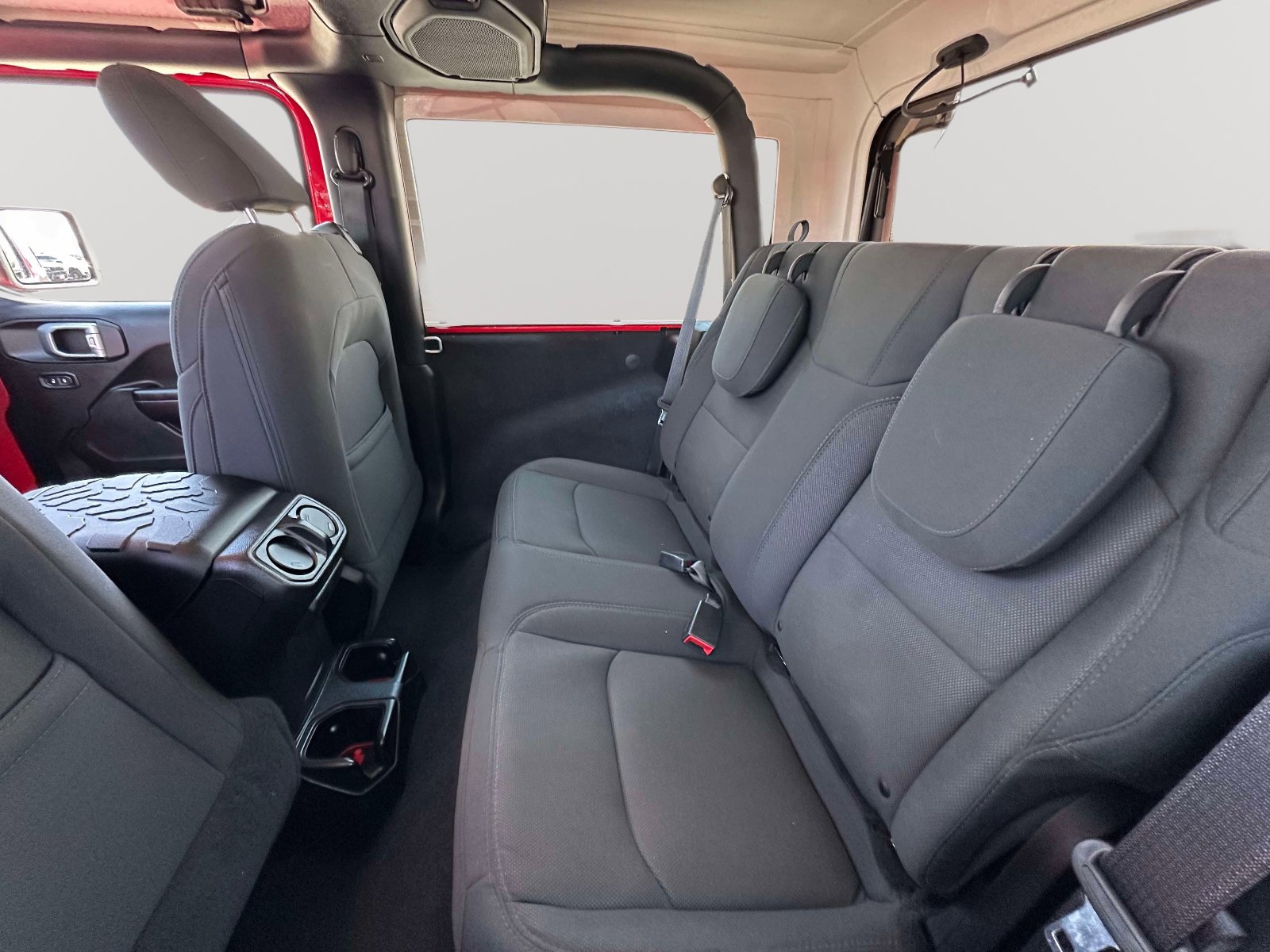 Used 2019 Jeep Wrangler Sport image 27