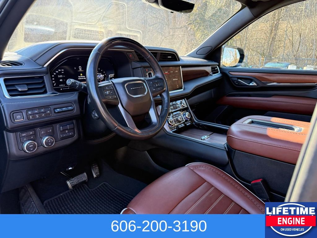 Used 2023 GMC Yukon Denali Ultimate AWD/4WD image 26