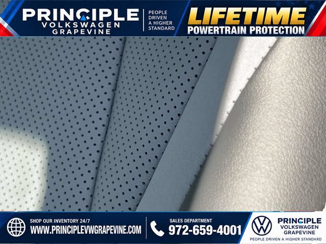 New 2026 Volkswagen Tiguan SE R-Line FWD image 16