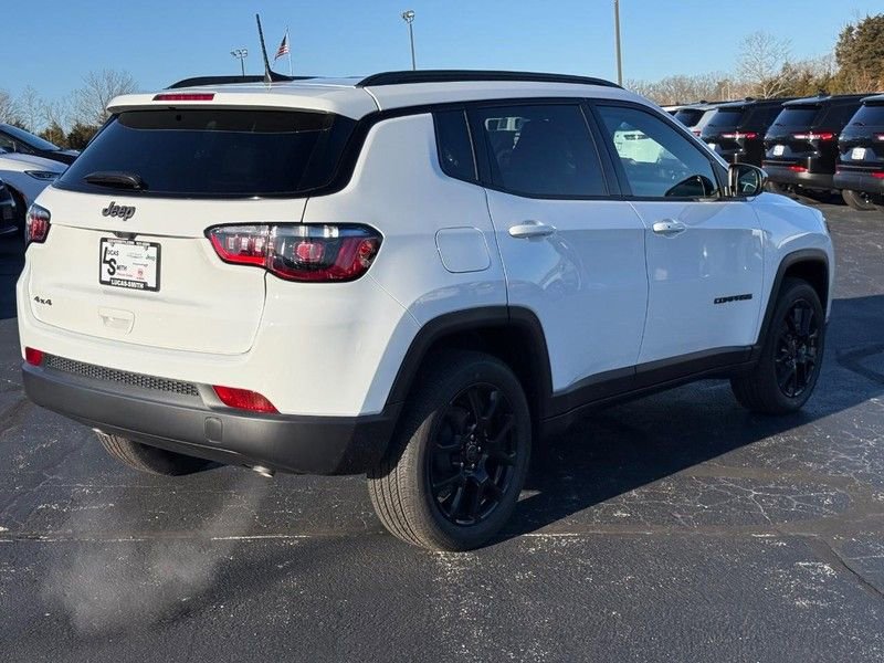 New 2026 Jeep Compass Latitude image 3