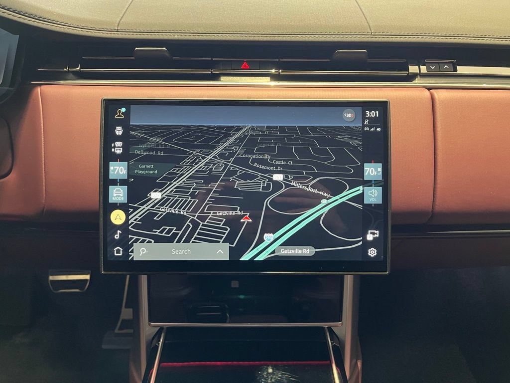 Certified 2025 Land Rover Range Rover SE AWD/4WD image 40