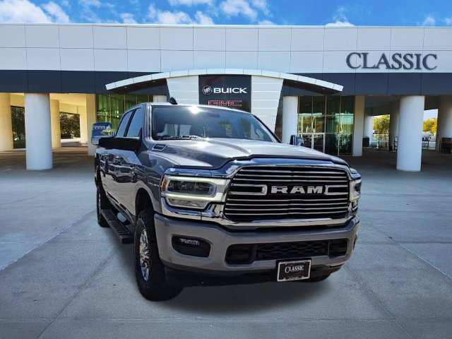 Used 2024 RAM 2500 Laramie AWD/4WD image 2