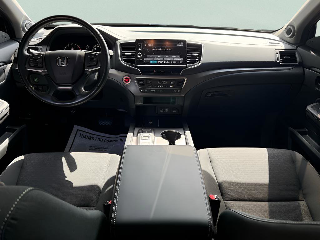 Used 2025 Honda Ridgeline Sport image 16