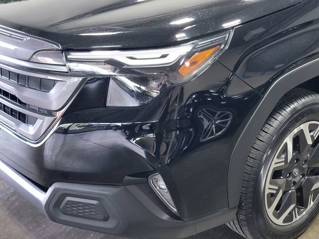 Used 2026 Subaru Forester Premium AWD/4WD image 8
