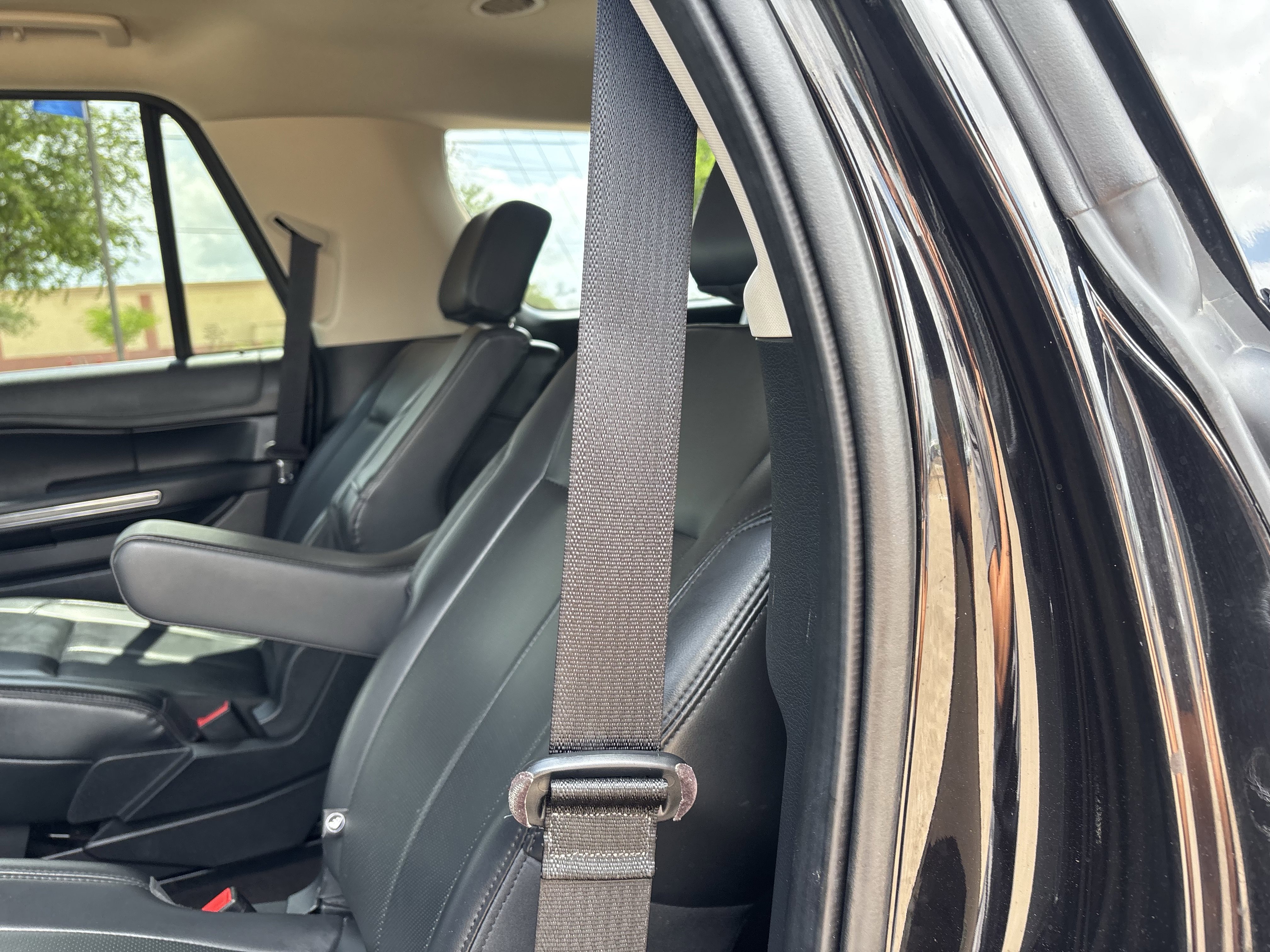 Certified 2023 Ford Expedition XLT RWD image 18