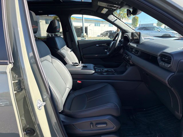 Used 2026 Honda Pilot TrailSport image 9