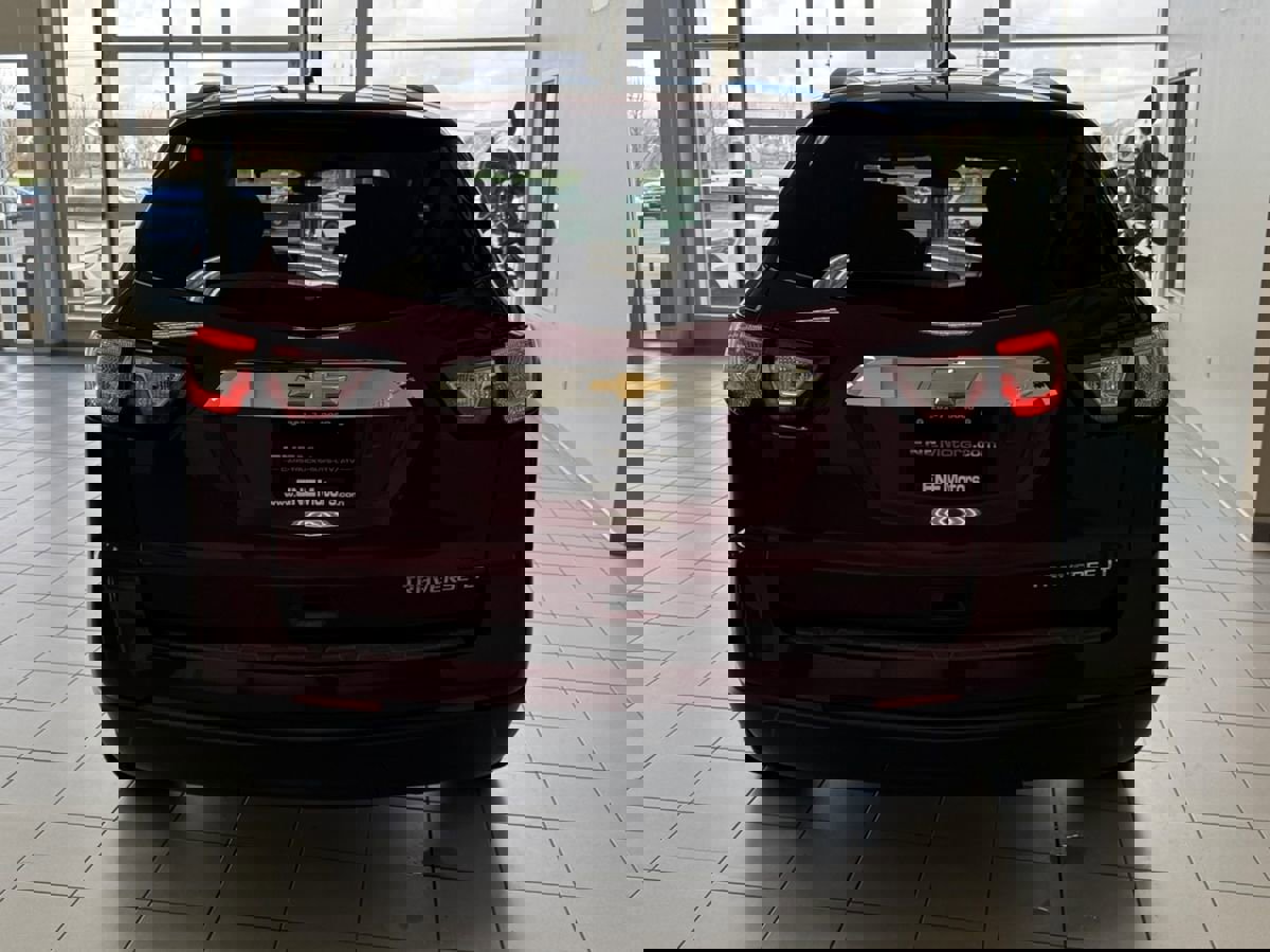 Used 2015 Chevrolet Traverse LT w/ Style and Technology Package image 59