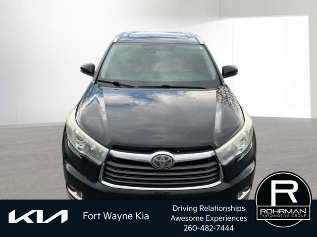 Used 2014 Toyota Highlander Limited Platinum AWD/4WD image 9