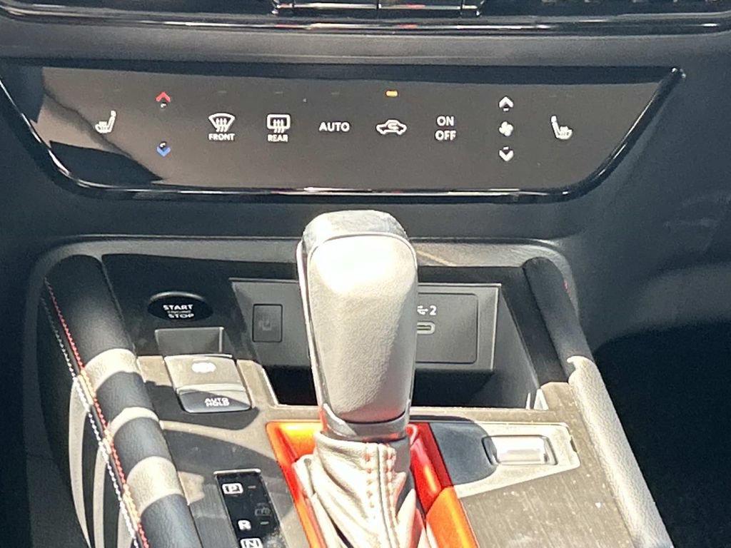 New 2026 Nissan Kicks SR w/ SR Premium Package FWD image 25