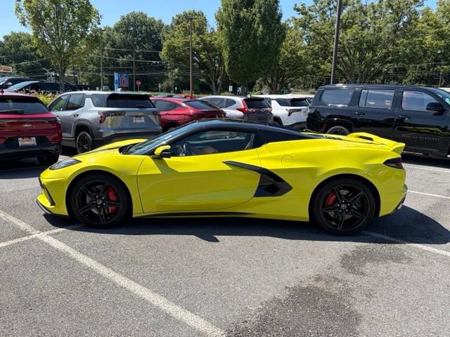Used 2021 Chevrolet Corvette Stingray Preferred Conv w/ Z51 Performance Package RWD image 2