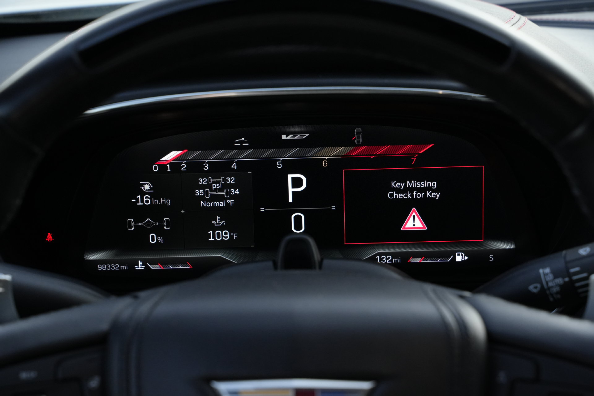 Certified 2025 Cadillac XT4 Sport FWD image 11