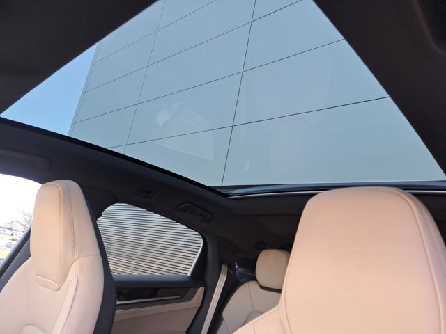 Certified 2024 Porsche Cayenne S image 37