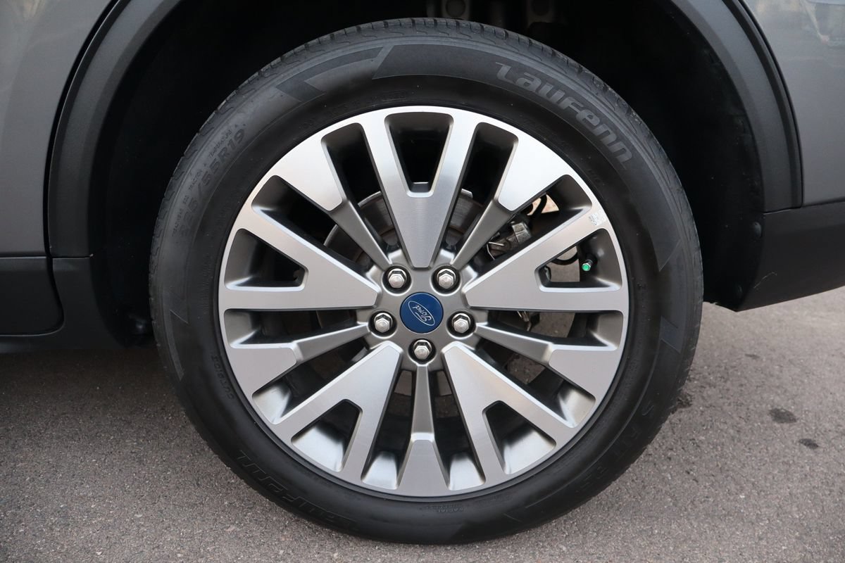 Used 2021 Ford Escape Titanium AWD/4WD image 45
