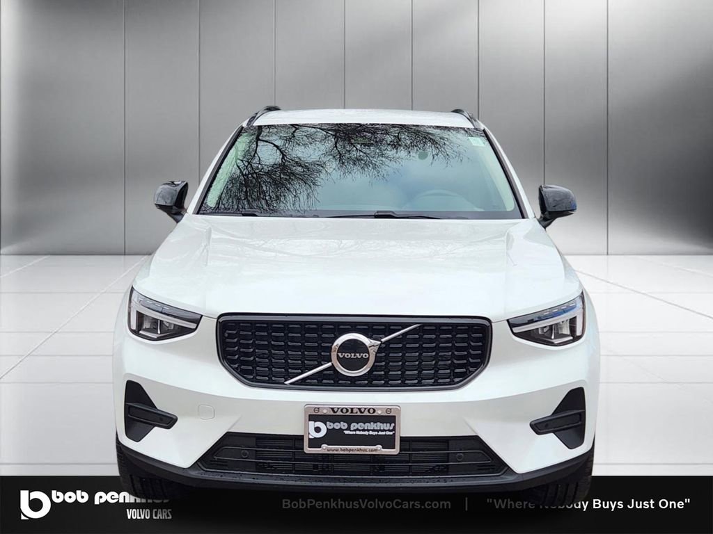 New 2026 Volvo XC40 B5 Core w/ Climate Package AWD/4WD image 22