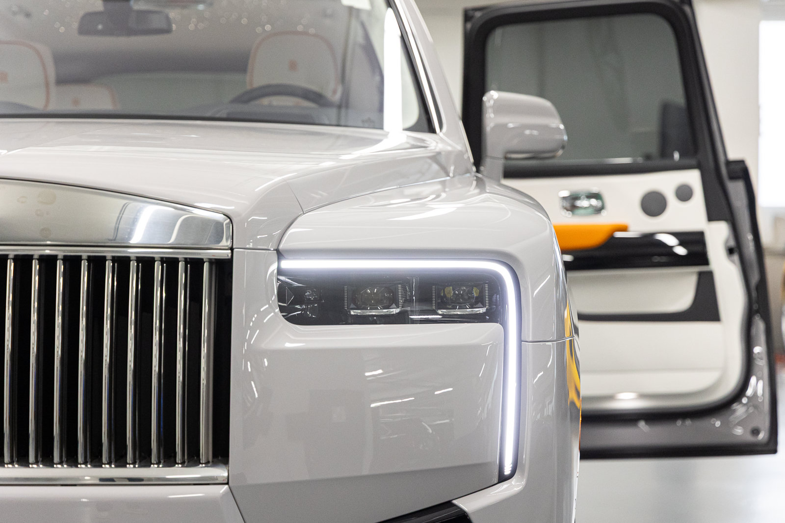 New 2027 Rolls-Royce Cullinan AWD/4WD image 22