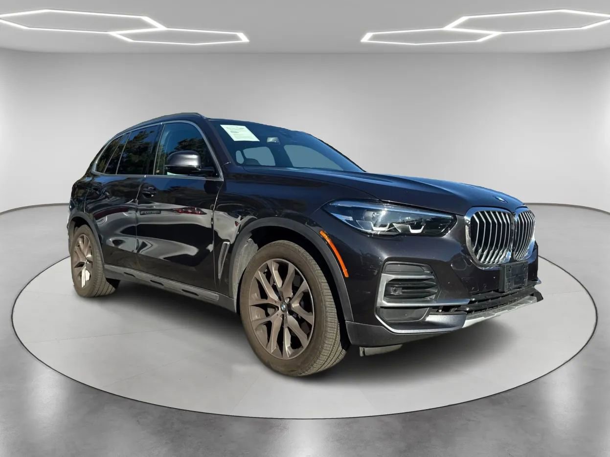 Used 2023 BMW X5 xDrive40i image 3