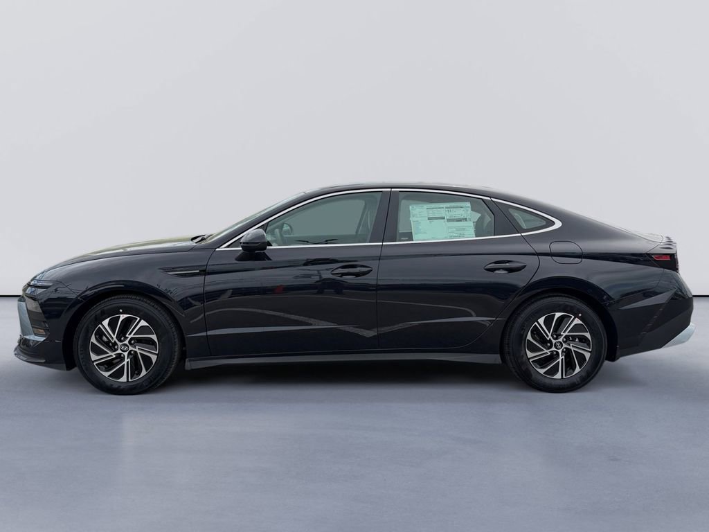 New 2026 Hyundai Sonata Blue FWD image 6