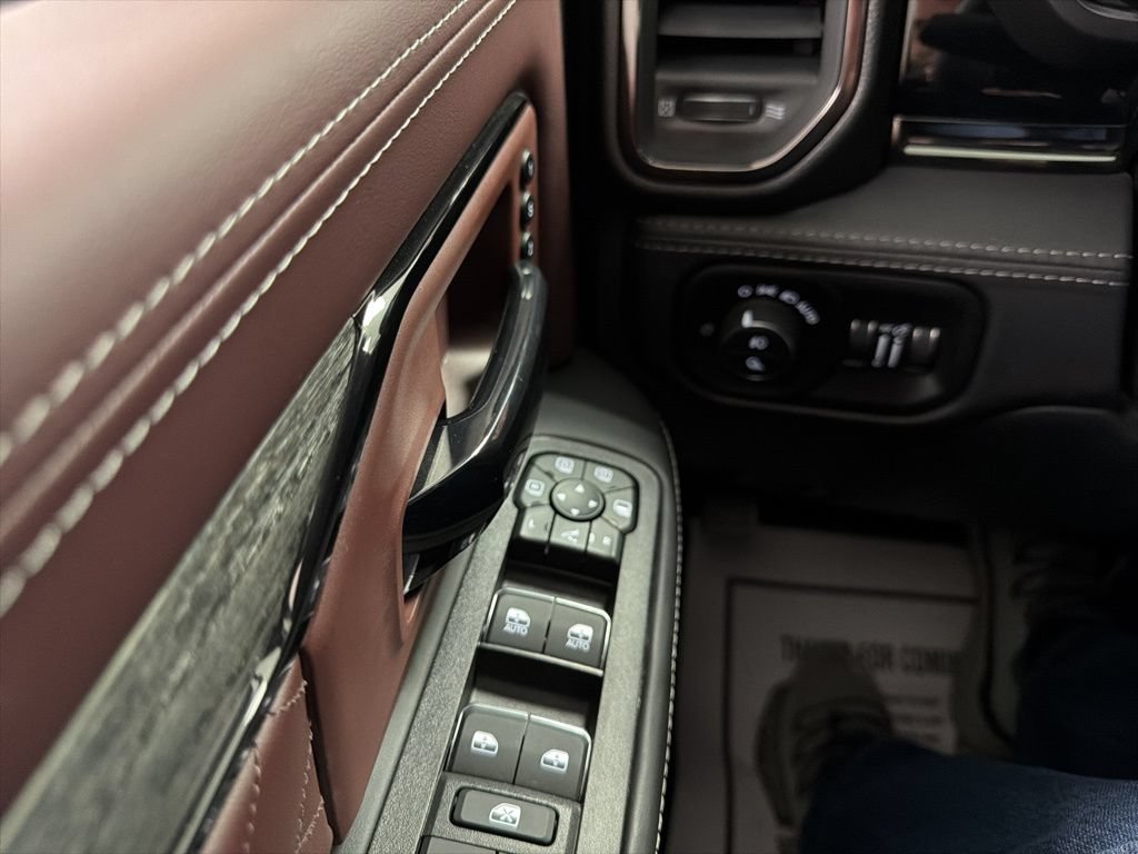 New 2026 RAM 2500 Limited AWD/4WD image 15