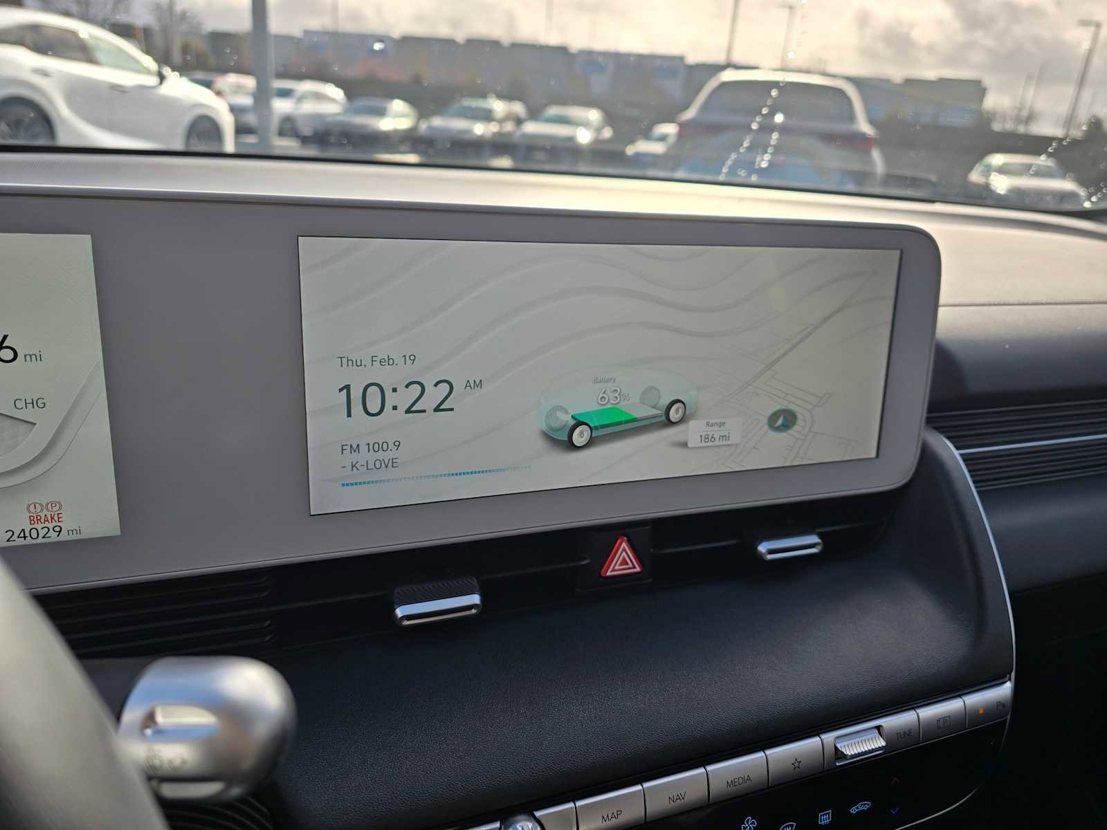 Used 2024 Hyundai Ioniq 5 SEL image 27