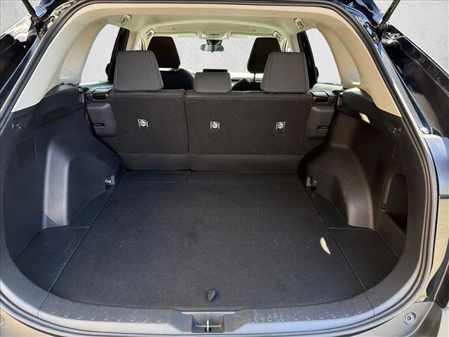 Used 2025 Toyota RAV4 LE AWD/4WD image 24