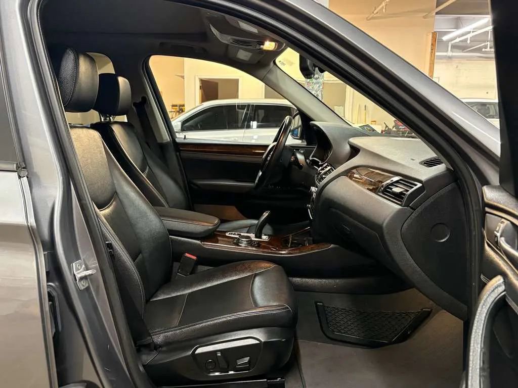 Used 2016 BMW X3 xDrive28i AWD/4WD image 20