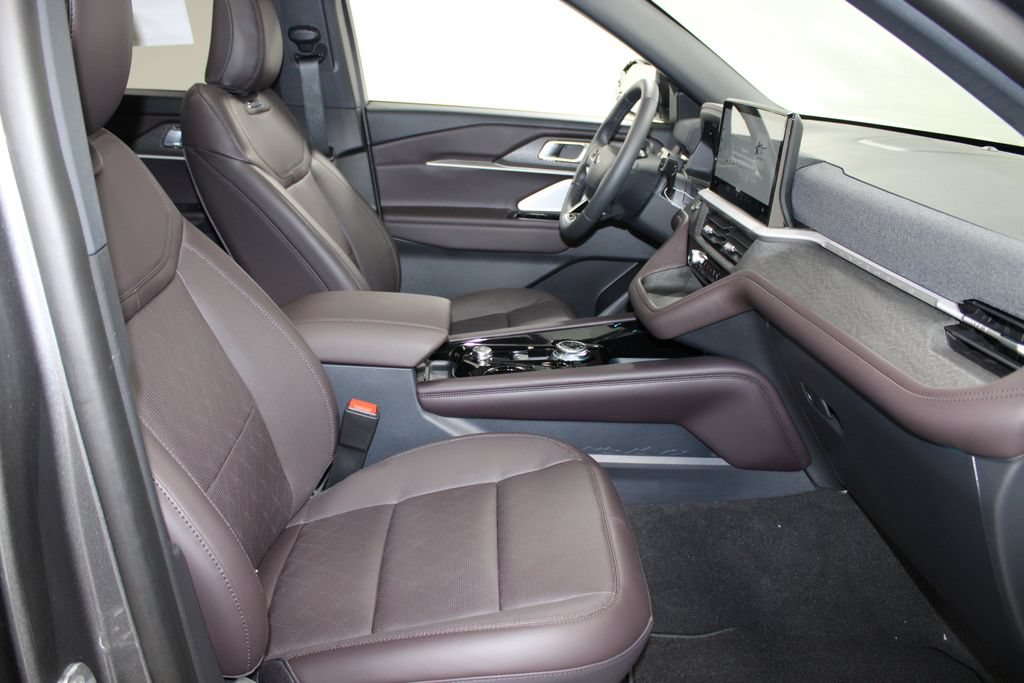 New 2026 Ford Explorer Platinum RWD image 29
