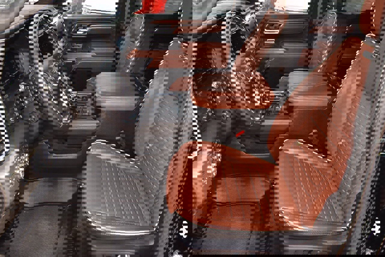 Used 2025 GMC Sierra 1500 Denali Ultimate image 13