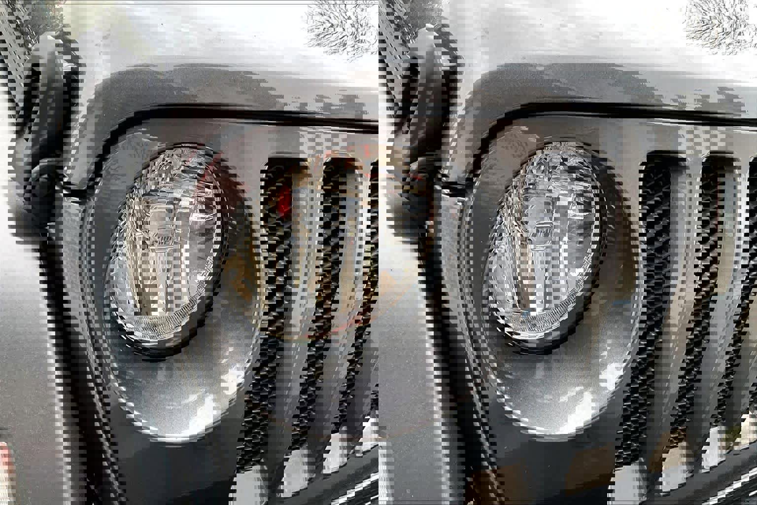 Used 2022 Jeep Wrangler Unlimited Sport w/ Sun And Sound Package image 27