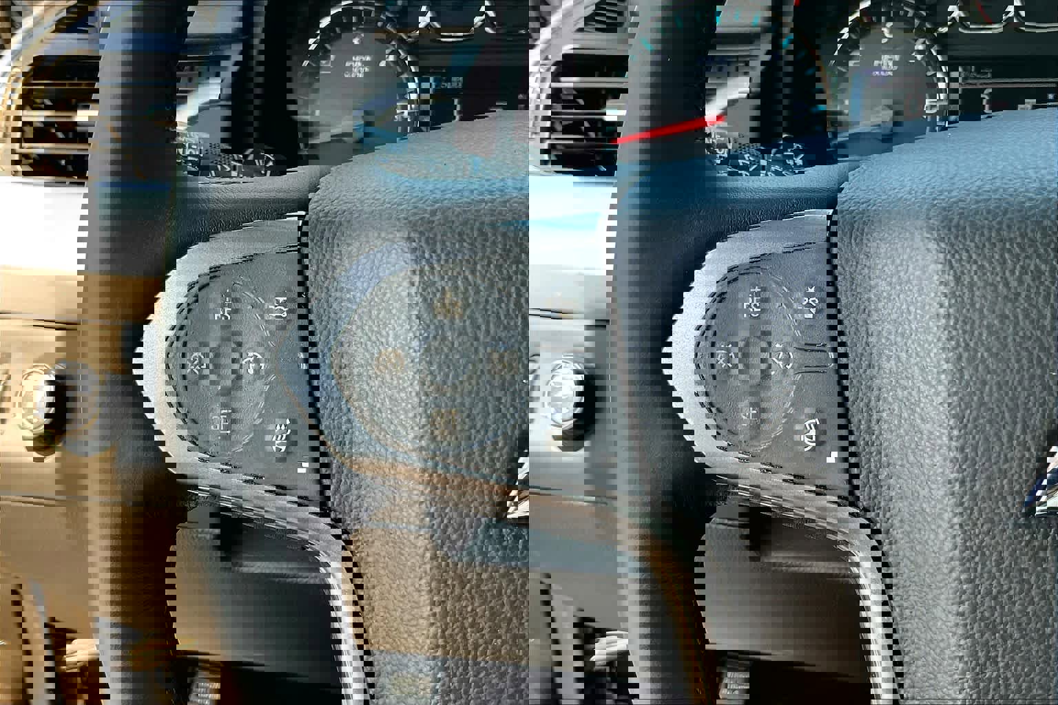 Used 2019 Chevrolet Tahoe Premier image 18