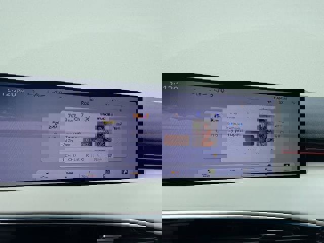 Used 2026 Genesis GV70 2.5T Select image 27