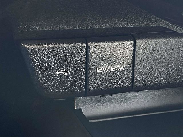 Used 2022 Toyota Camry SE image 30