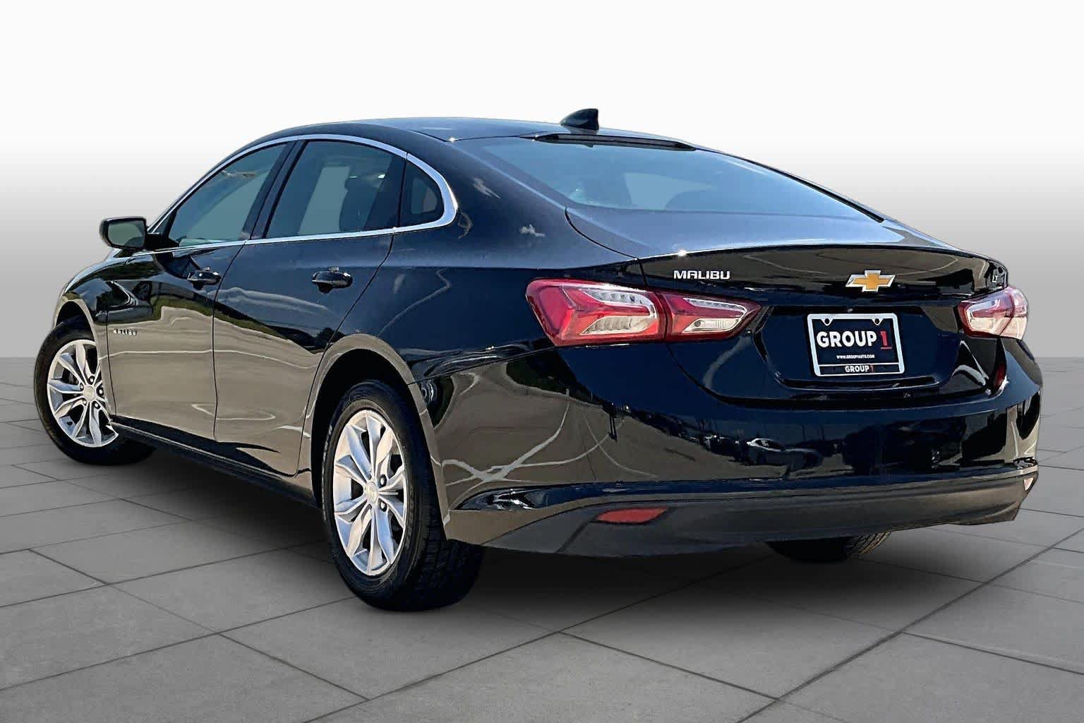 Used 2021 Chevrolet Malibu LT FWD image 11