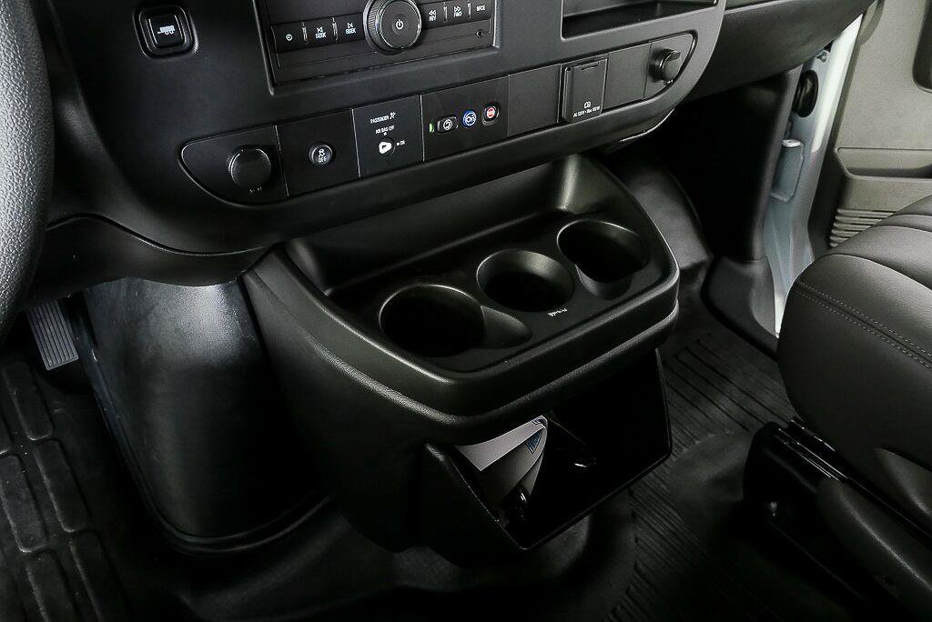 New 2025 GMC Savana 2500 w/ Driver Convenience Package RWD image 16