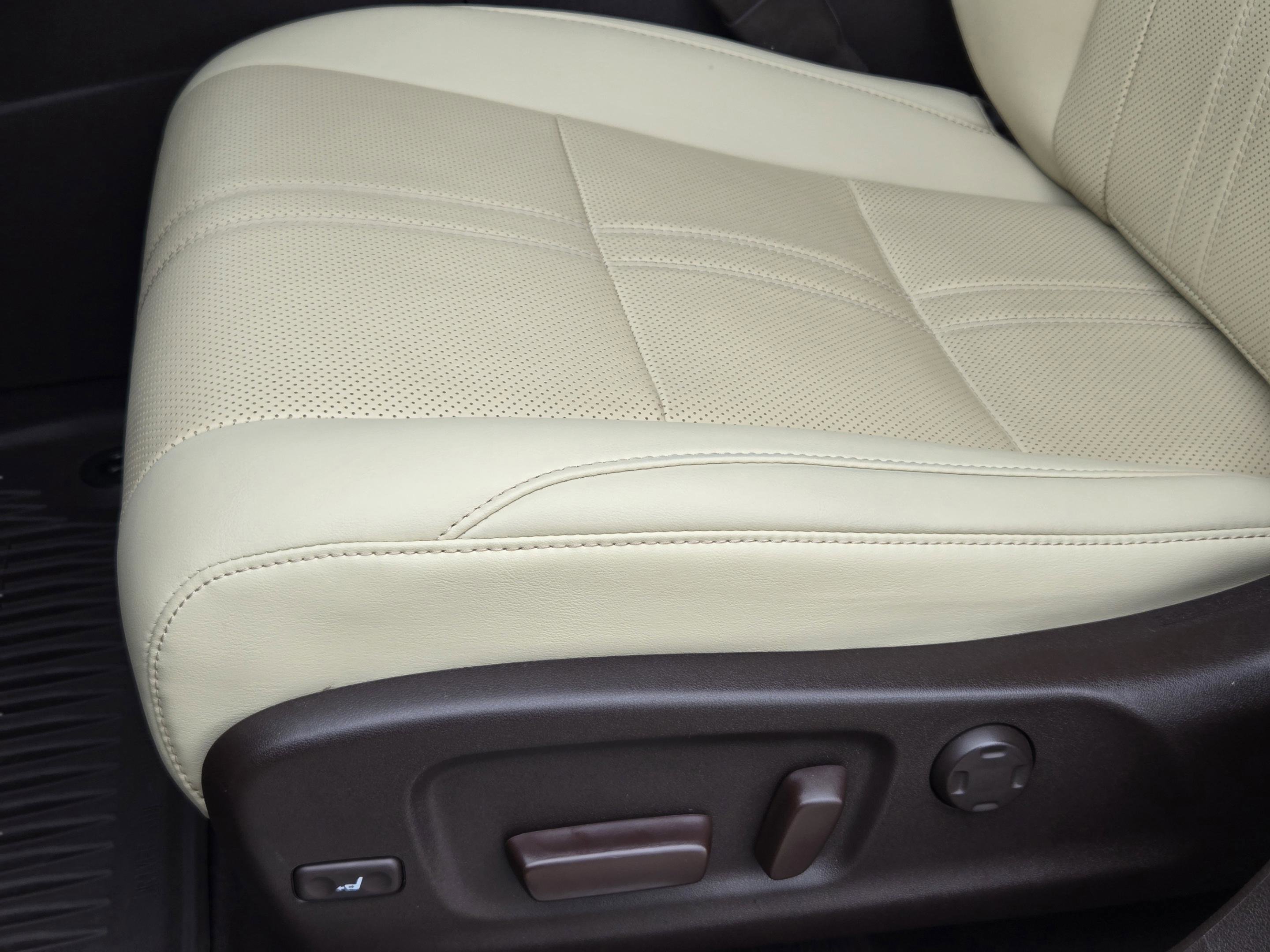 Certified 2020 Lexus RX 350 FWD w/ Luxury Package image 24