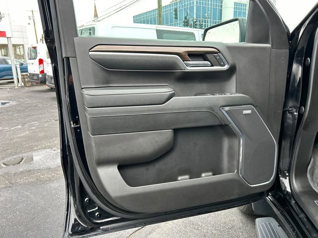 Used 2024 Chevrolet Silverado 1500 RST w/ Convenience Package II image 9