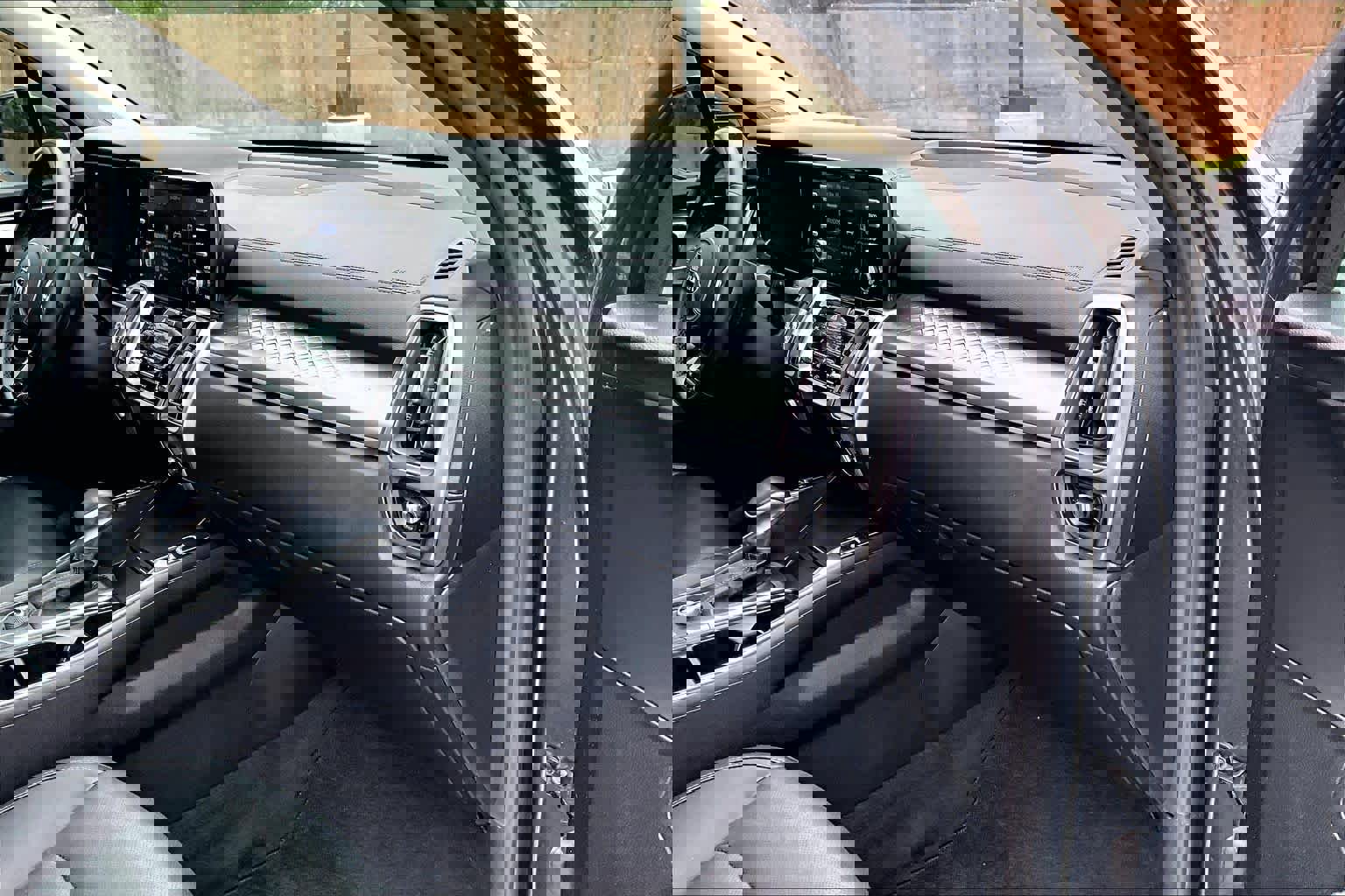 Used 2021 Kia Sorento S w/ Panoramic Sunroof Package image 18