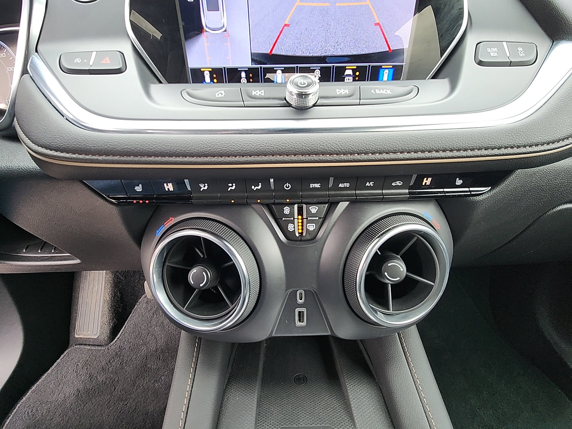 Certified 2022 Chevrolet Blazer Premier w/ Driver Confidence II Package image 23