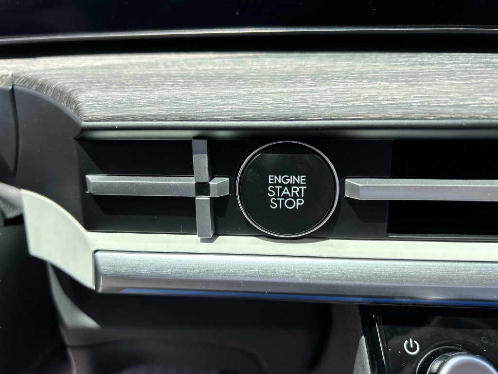 New 2026 Hyundai Santa Fe Calligraphy FWD image 34