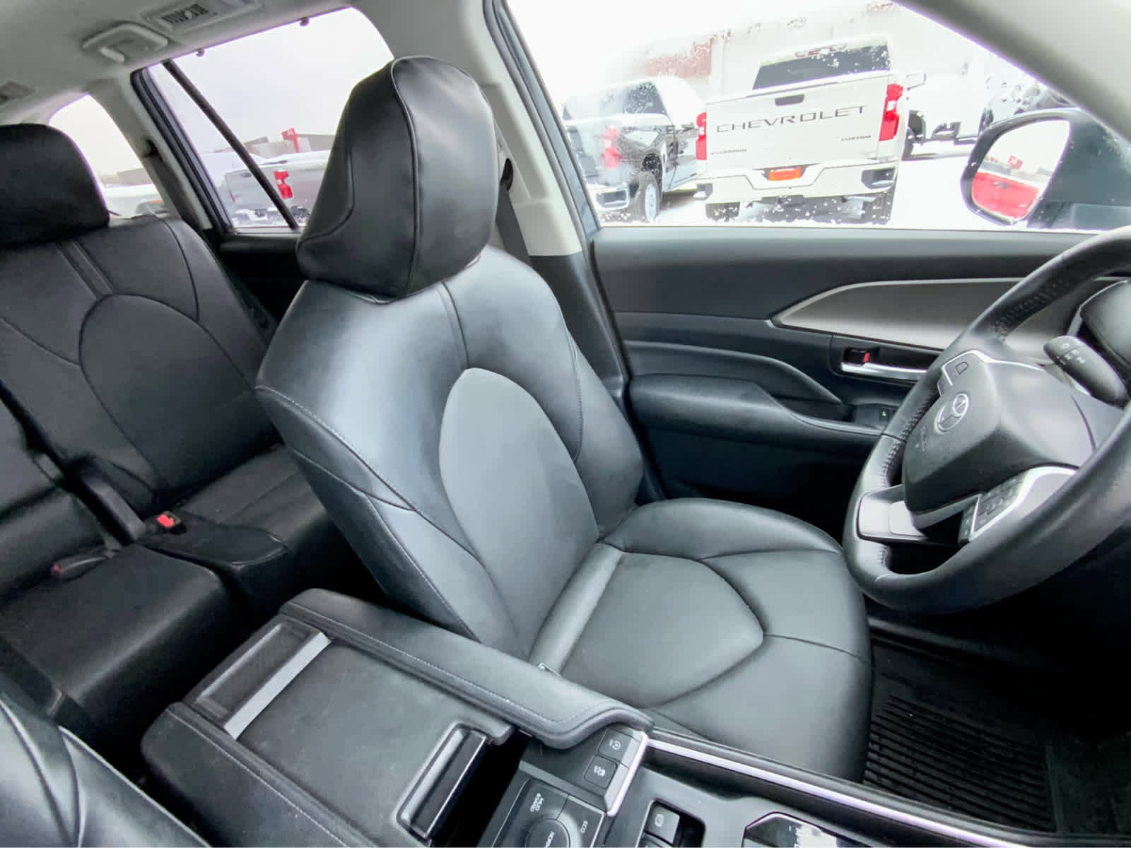 Used 2024 Toyota Grand Highlander XLE image 26