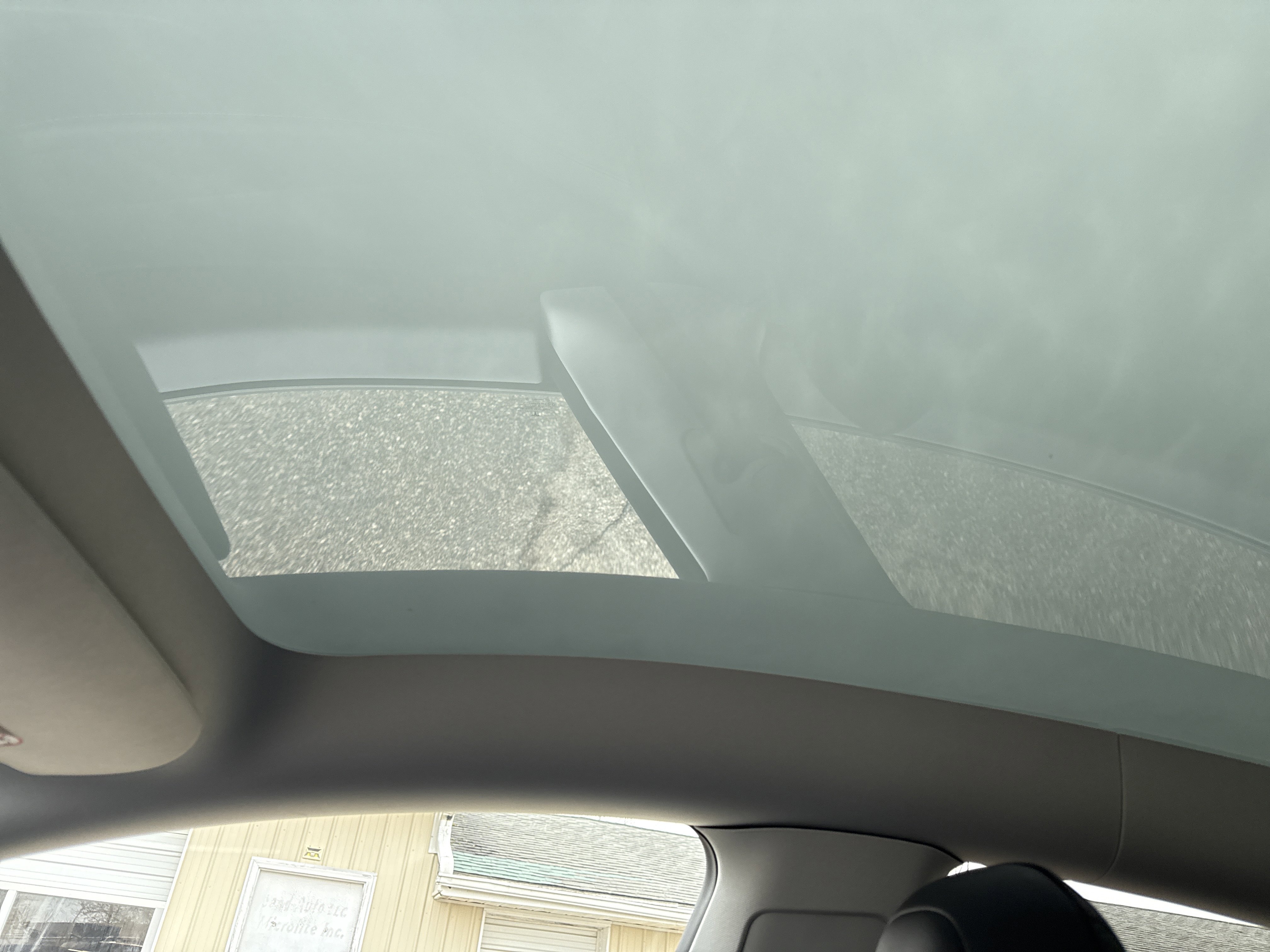 Used 2021 Tesla Model Y Performance image 2