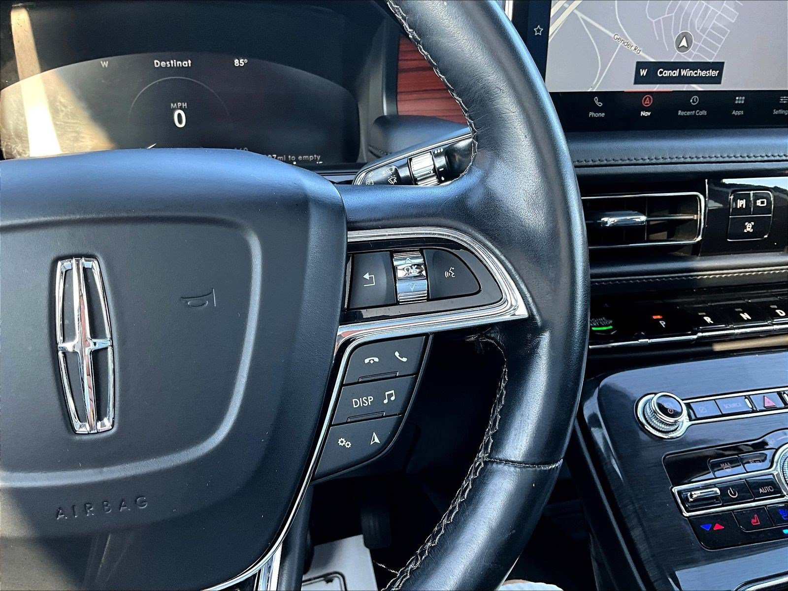 Used 2023 Lincoln Nautilus Reserve AWD/4WD image 12