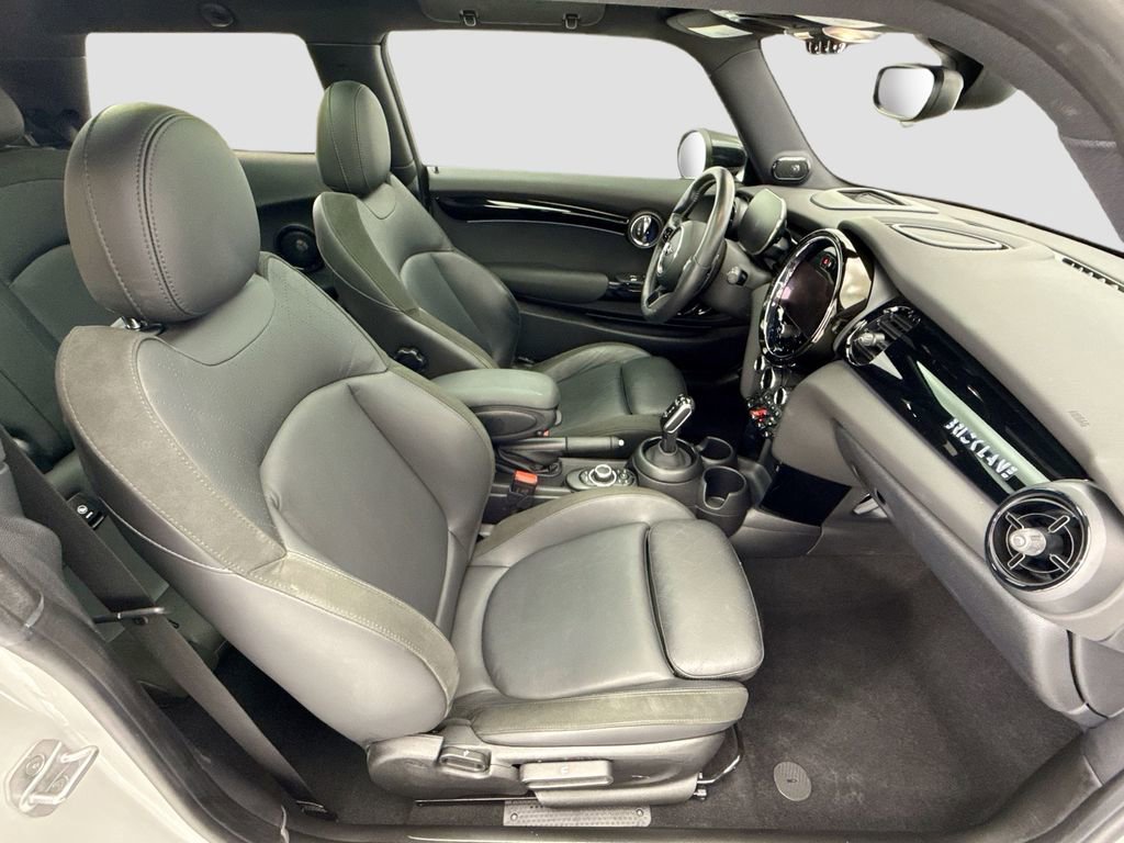 Certified 2022 MINI Cooper S image 23