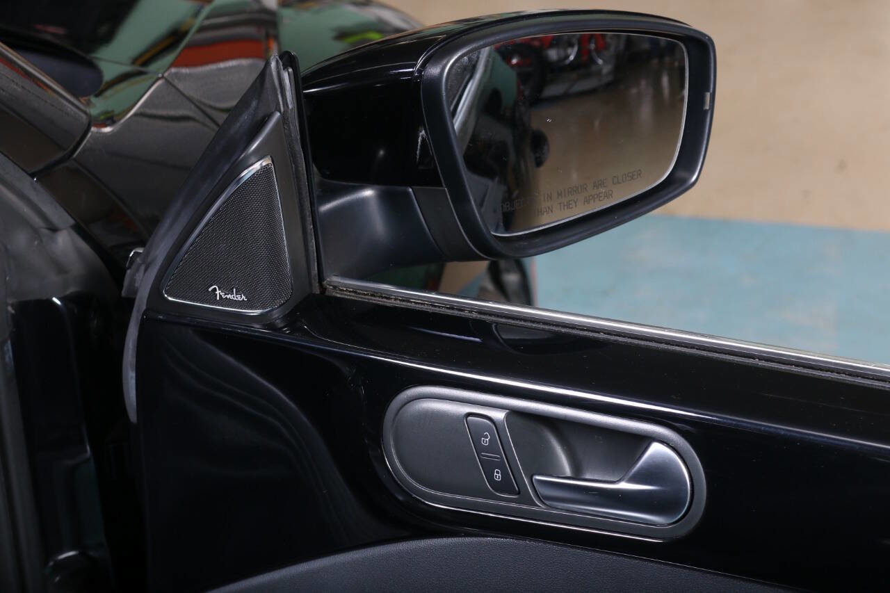 Used 2013 Volkswagen Beetle 2.0T image 34