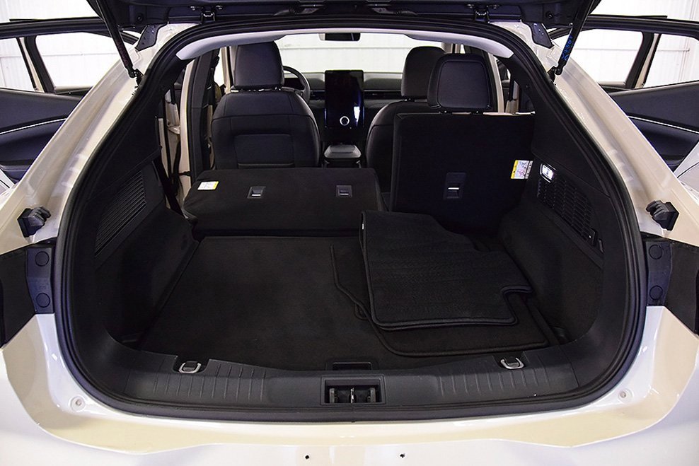 Used 2025 Ford Mustang Mach-E Select image 32