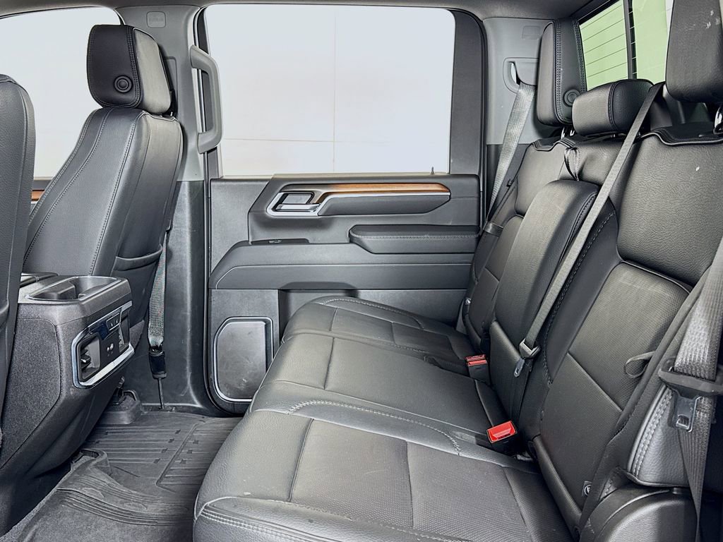 Used 2025 GMC Sierra 3500 Denali w/ Denali Reserve Package image 12