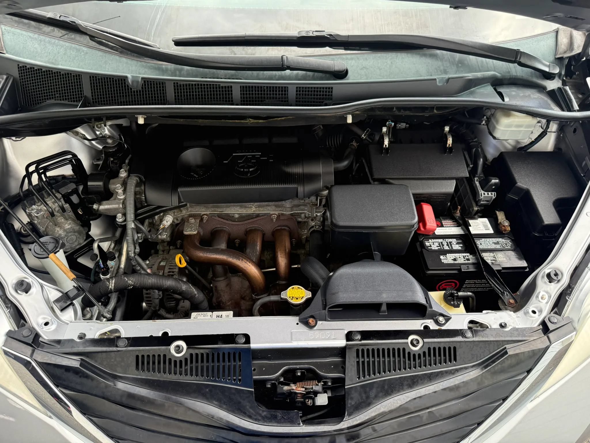 Used 2012 Toyota Sienna LE FWD image 36